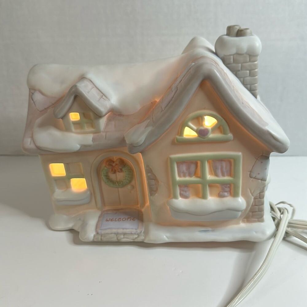 Vintage 1992 Precious Moments Figurine